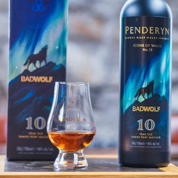 Penderyn Bad Wolf Glass